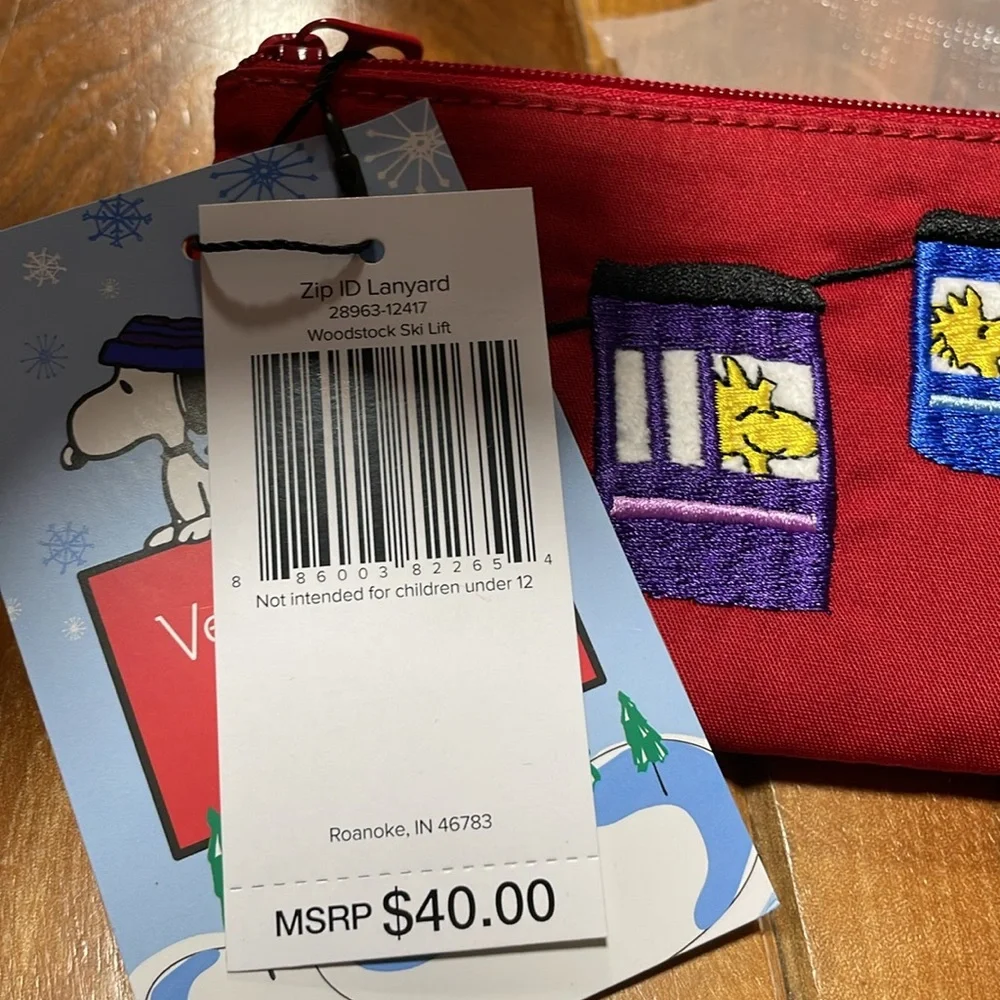Brand New Vera Bradley Peanuts® Zip ID & Lanyard Woodstock Ski Lift - Picture 4 of 6